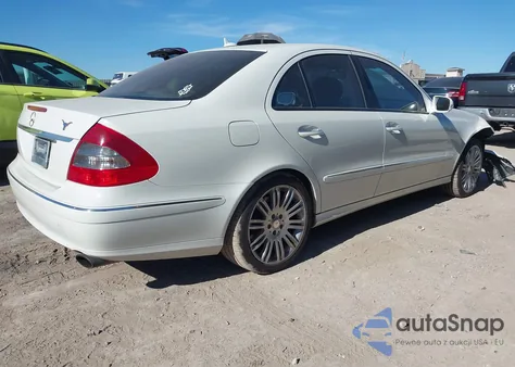 2008 Mercedes-Benz E 350 z USA, uszkodzony, nr VIN WDBUF56X18B253392